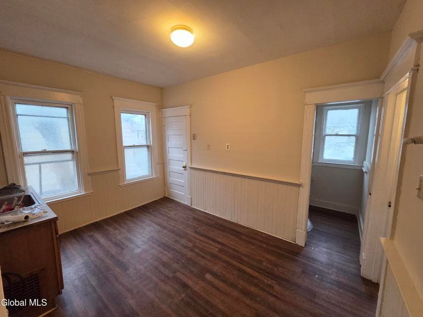 1321 State Street, photo 3