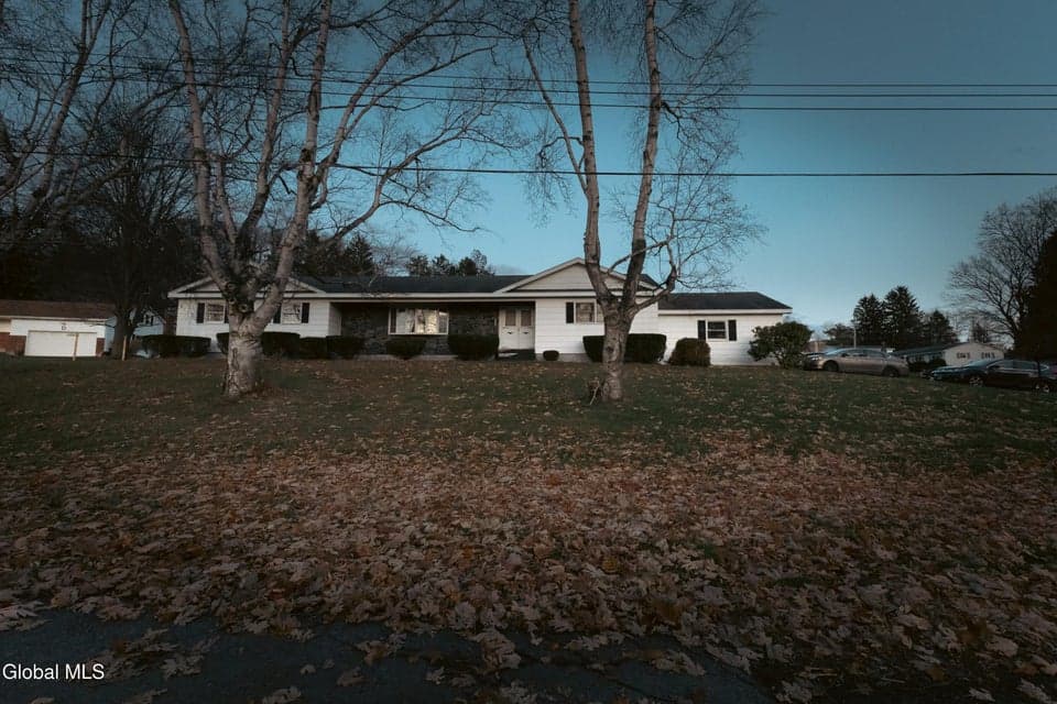 106 Country Ridge Court, photo 1