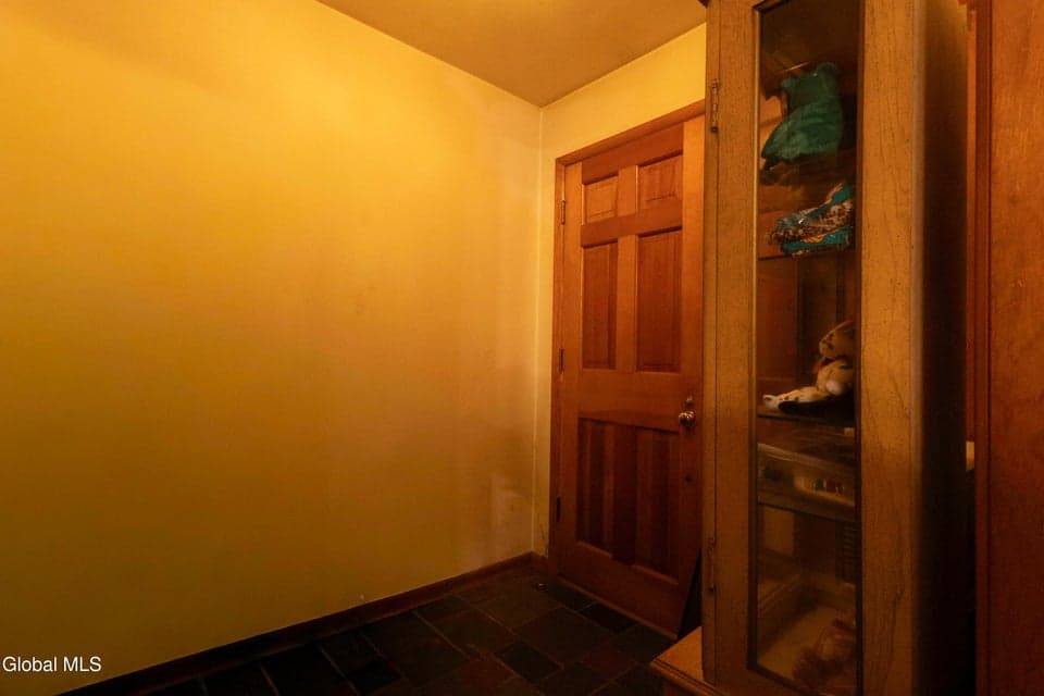 106 Country Ridge Court, photo 3