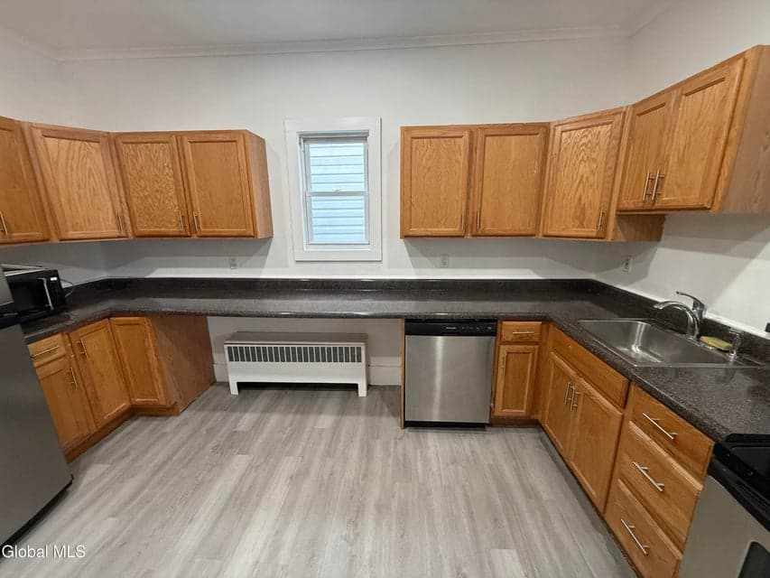 477 9th Avenue, Troy, NY 12182, photo 2