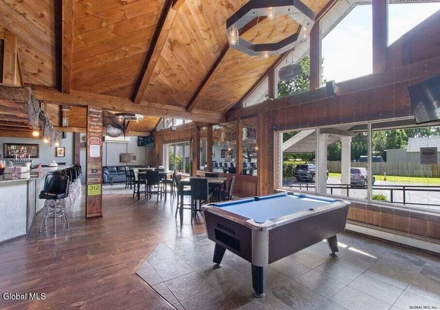 405 Hudson River Road, photo 2