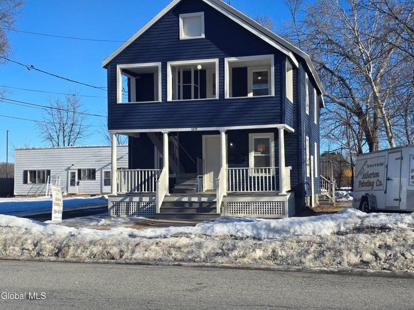 109 Hudson Street, photo 1
