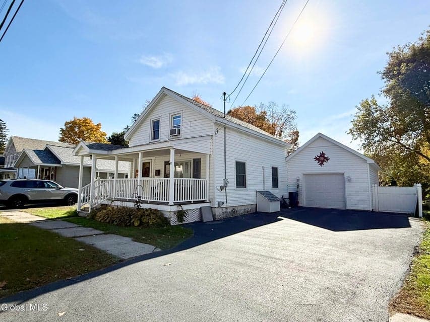 15 Seminary Street, photo 3