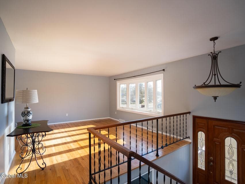 12 Gaslight Drive, photo 5
