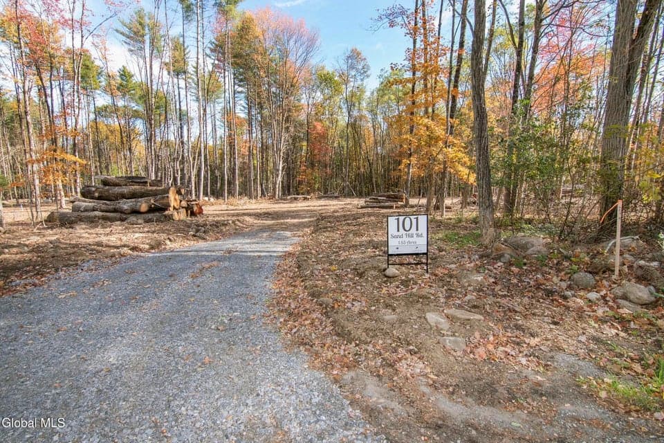 101a Sand Hill Road, photo 4