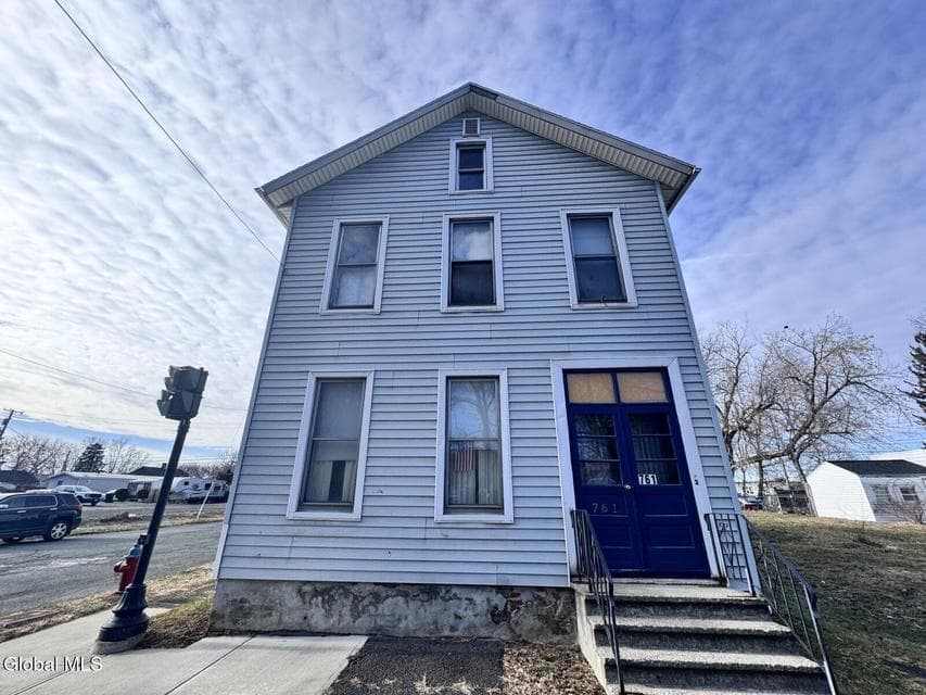 761 2nd Avenue, photo 1
