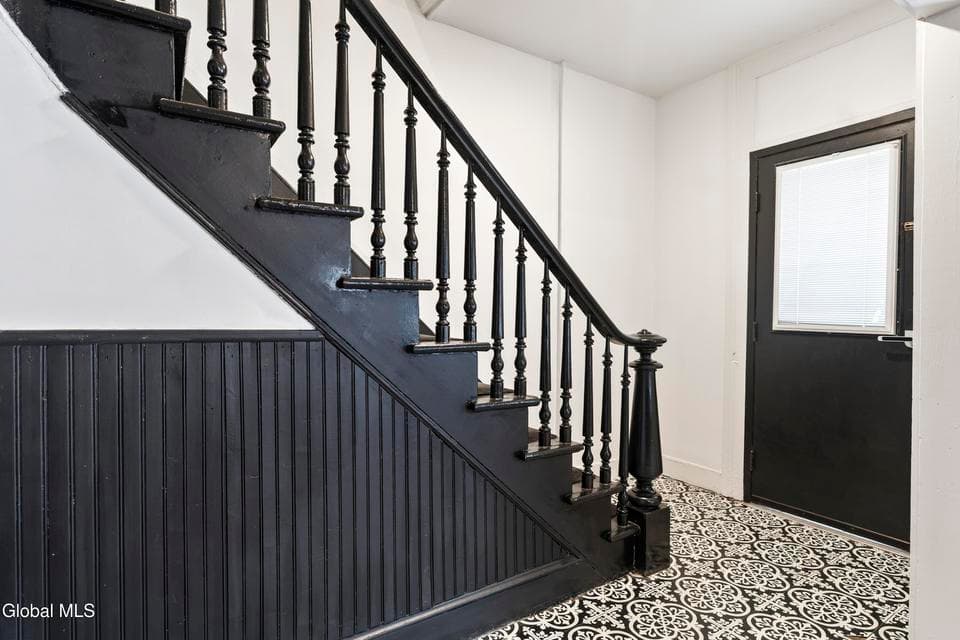 56 Middle Street, photo 3