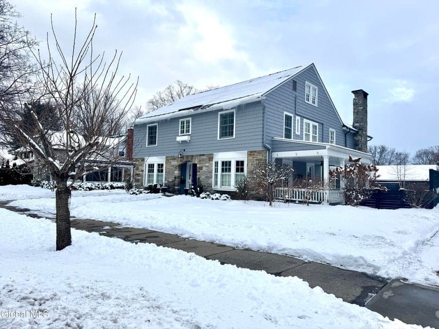 40 5th Avenue, photo 1