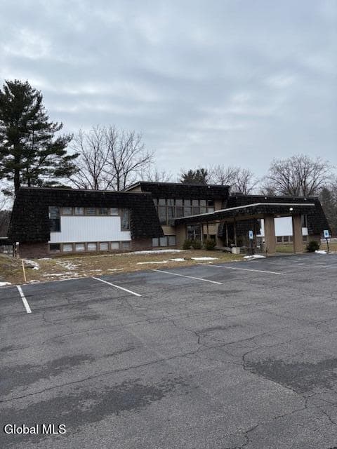 531 Moe Road
