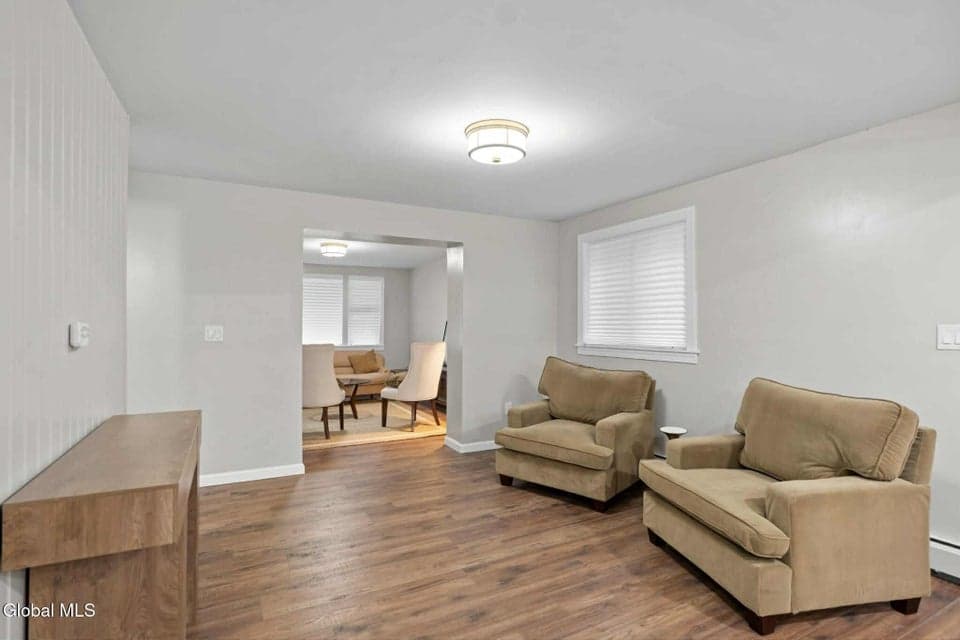 840 River Street, photo 3