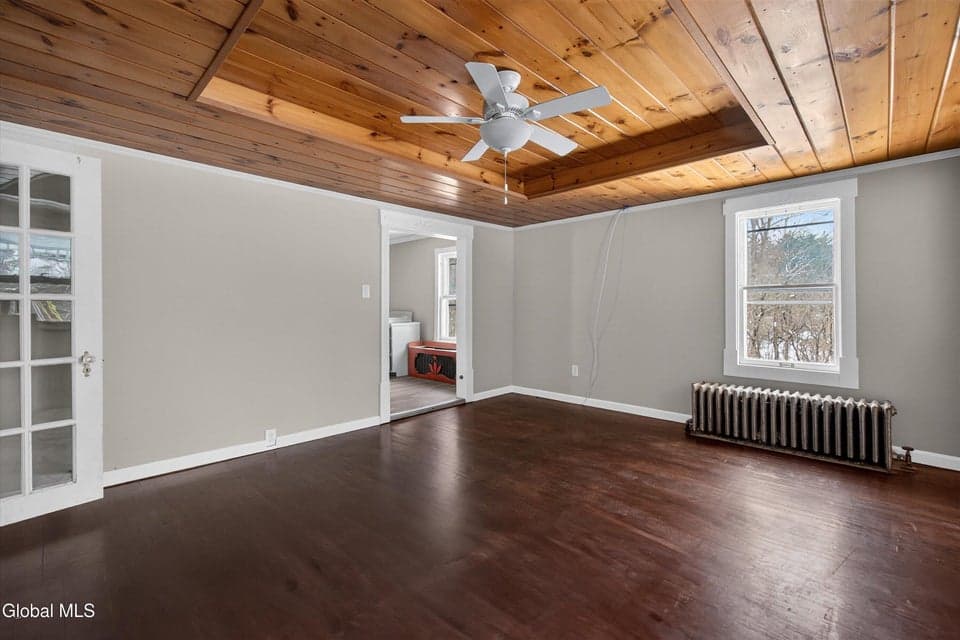 341 W Maple Street, photo 5