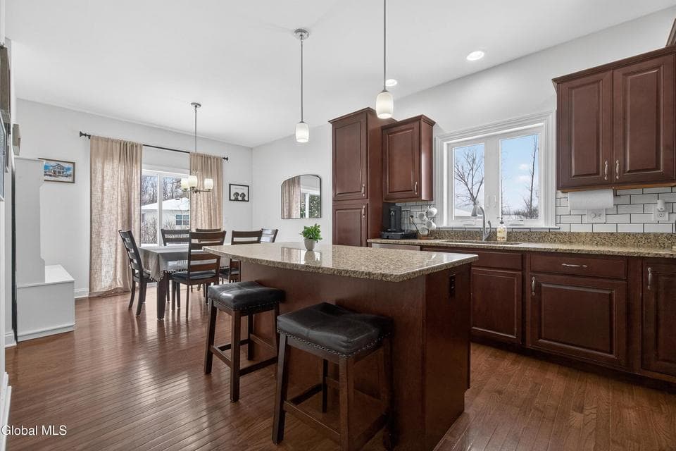 20 Stonebridge Drive, photo 5