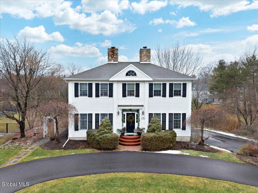 16 Wildwood Drive, photo 1