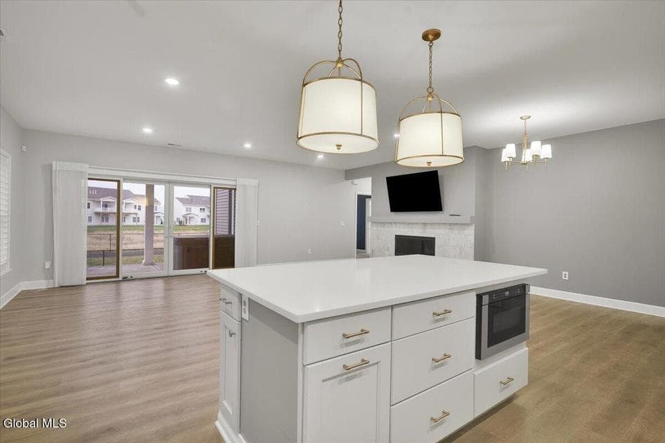 45 Wardley Circle, Cohoes, NY, photo 5