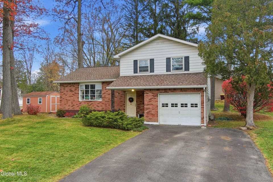 4 Flicker Drive, photo 5