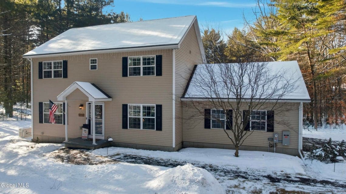 43 Barrington Drive, photo 1