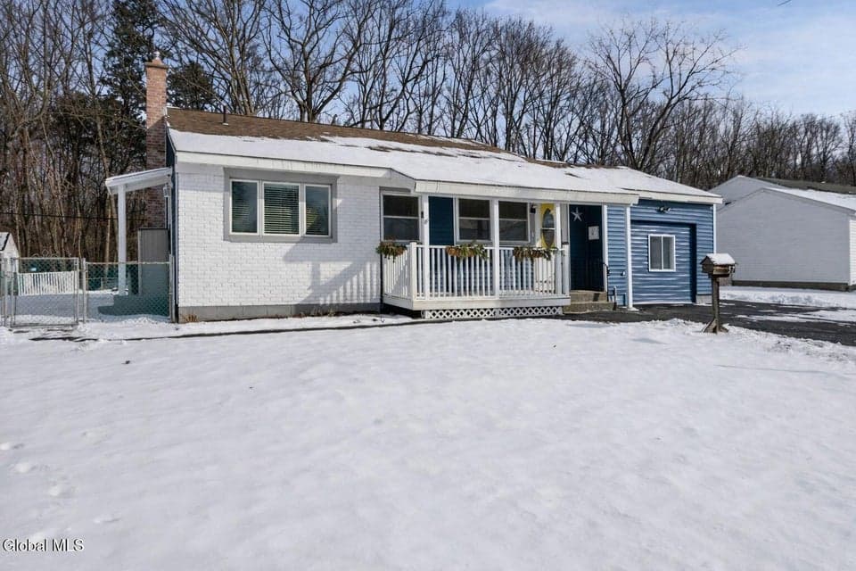 57 Bridle Path, photo 2