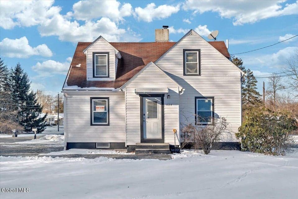 0.73 acres · Mixed Use, photo 1