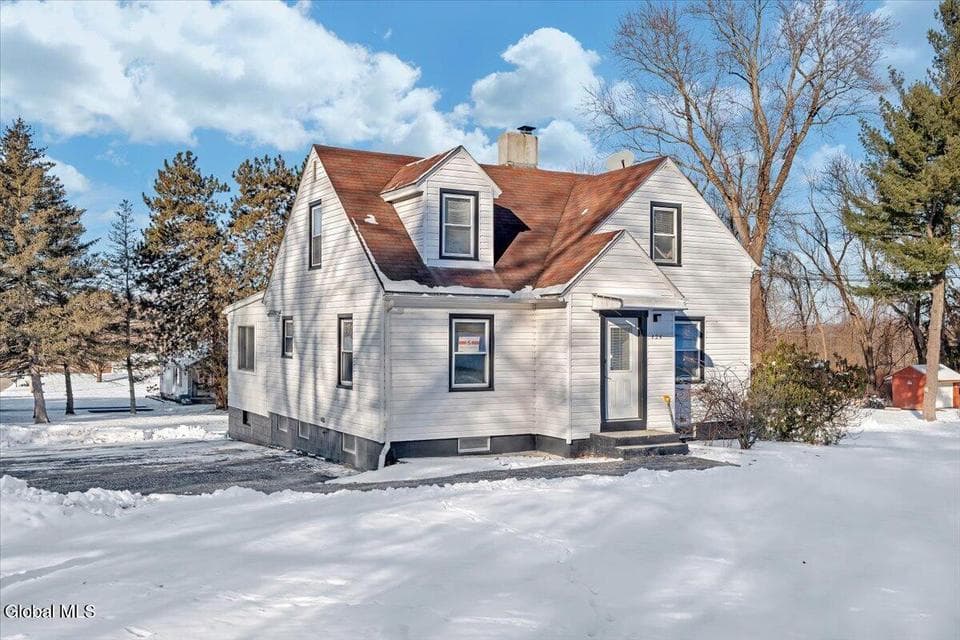 0.73 acres · Mixed Use, photo 2