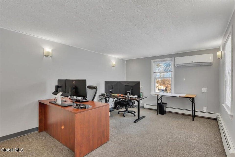 0.73 acres · Mixed Use, photo 4