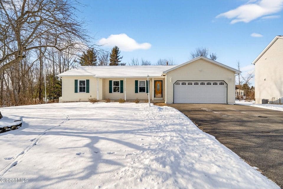 1457 Castleridge Road, photo 1
