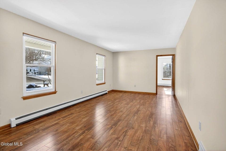 1457 Castleridge Road, photo 2