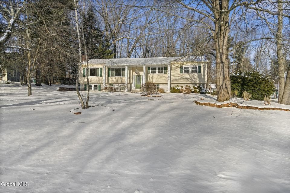 41 Sweet Brier Drive, Clifton Park, NY, photo 2
