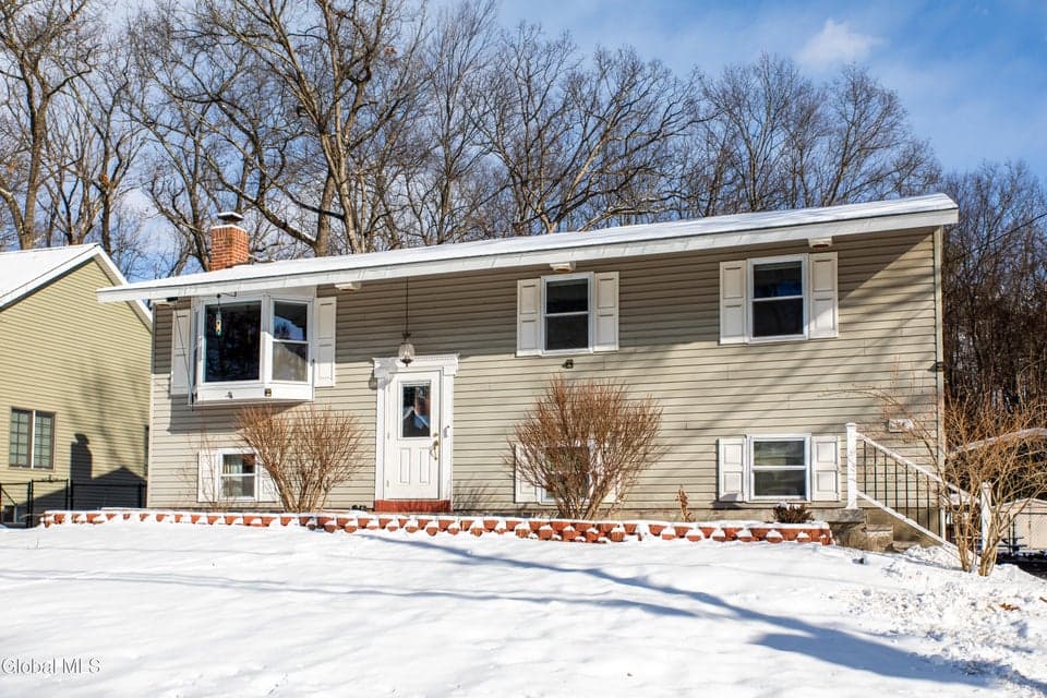 64 Hathorn Boulevard, photo 1
