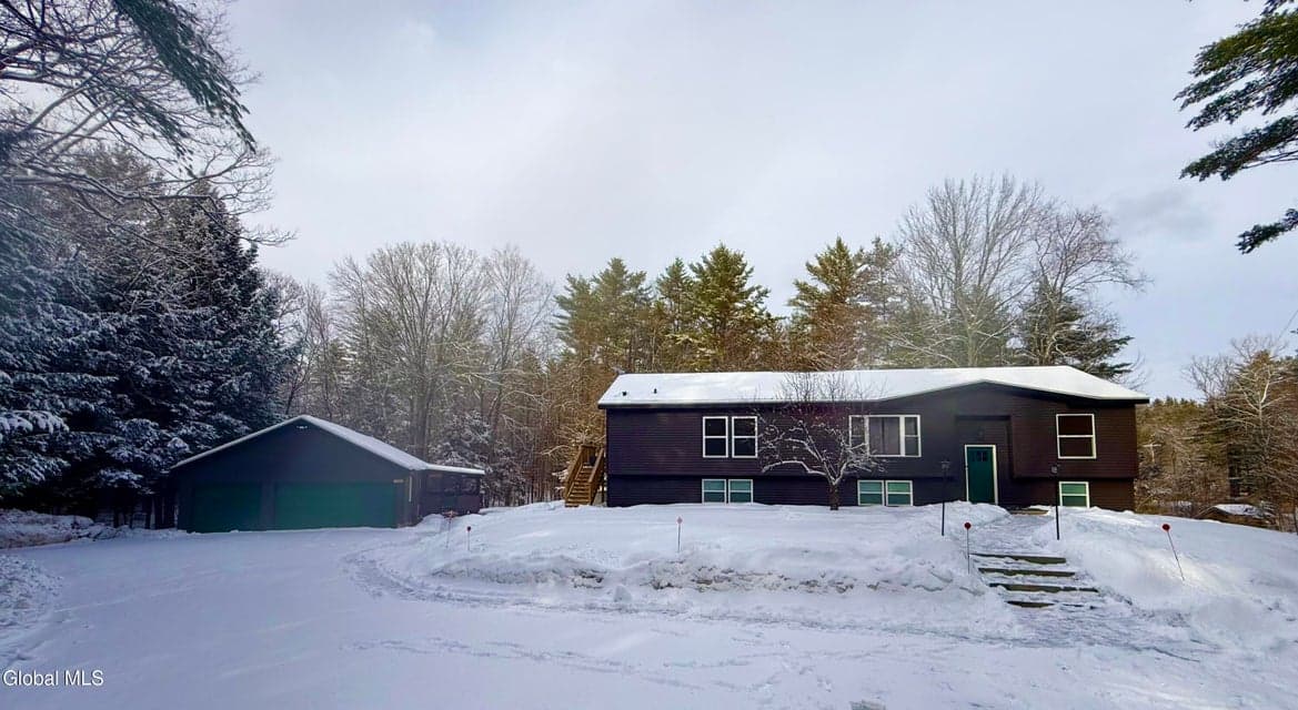 123 Forest Lake Road, photo 1