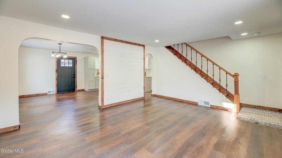 20 Spring Street, Broadalbin, NY 12025, photo 5