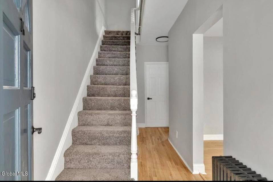 26 Division Street, photo 3