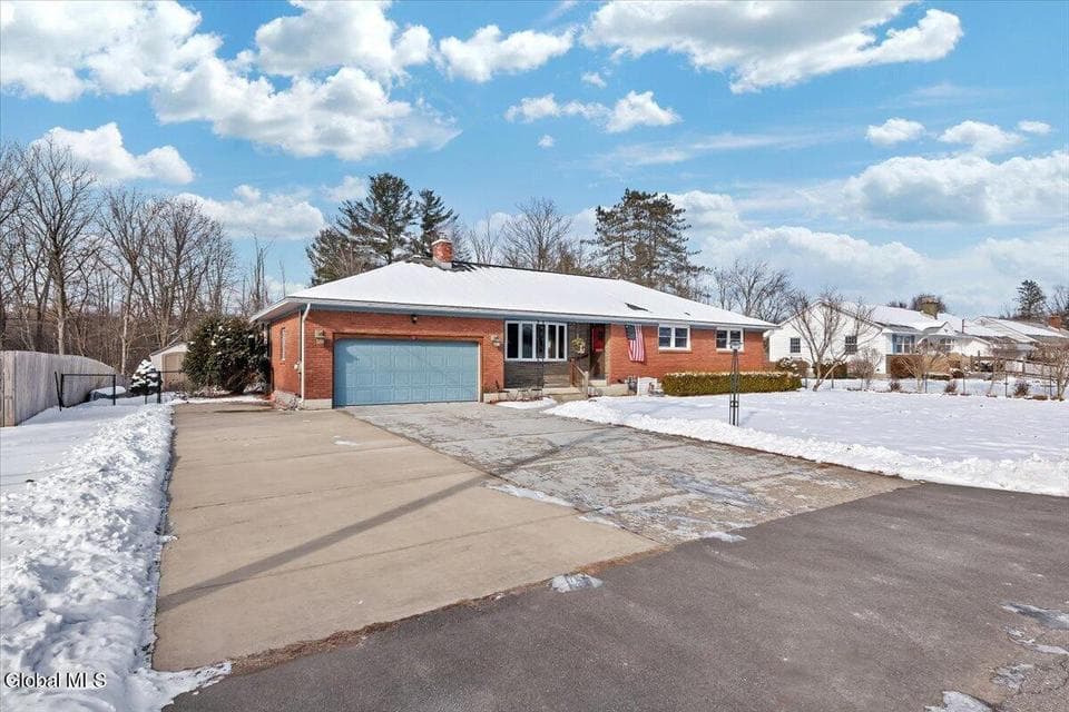 6 Evergreen Boulevard, photo 2