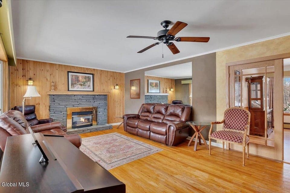 6 Evergreen Boulevard, photo 5