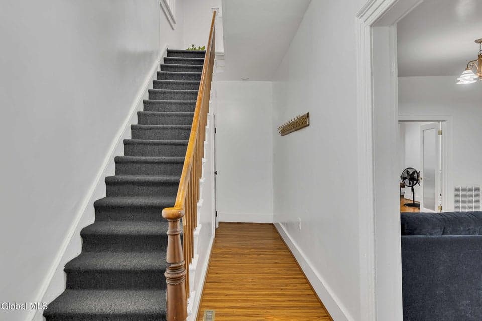 246 Union Street, photo 3
