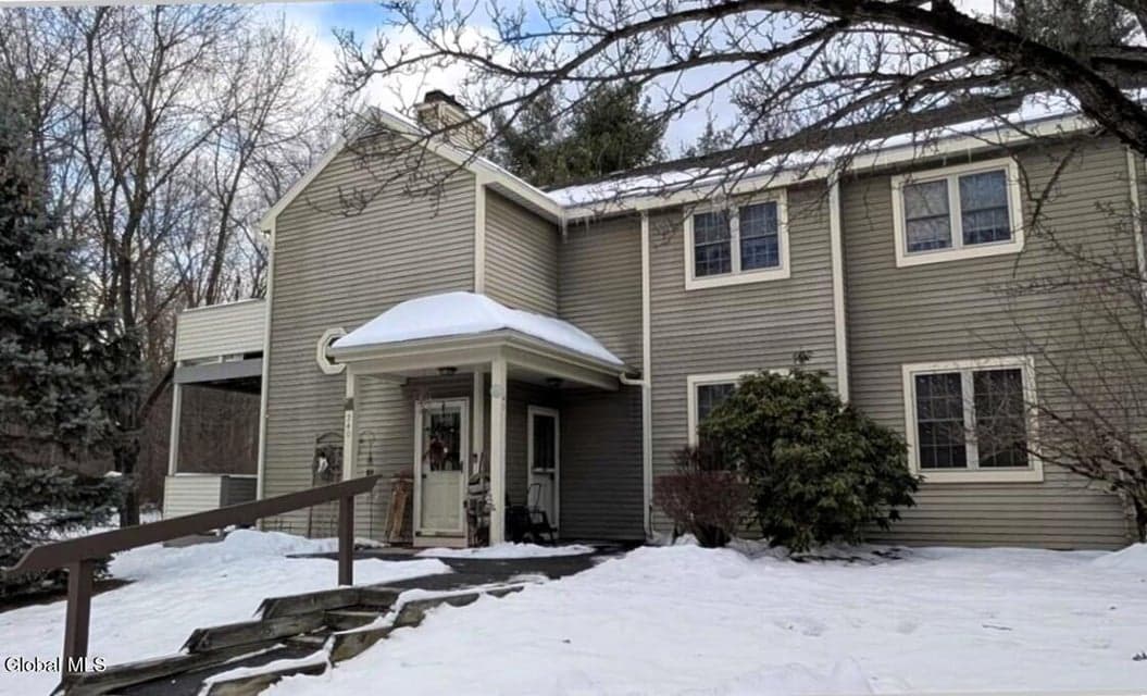140 Monmouth Way