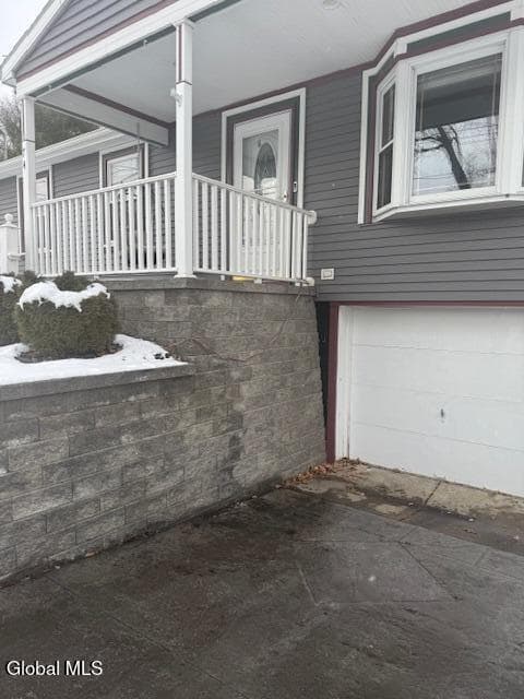 74 Nassau Avenue, photo 4