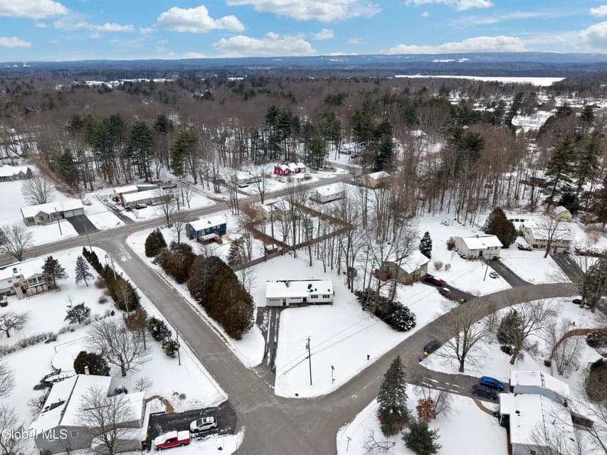 14 Coachman Drive, Milton, NY, photo 4