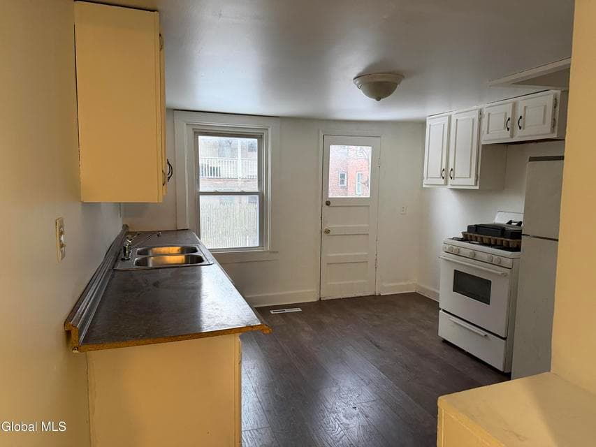 252 Yates Street, Albany, NY, photo 2