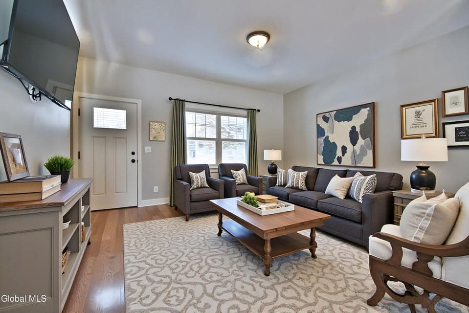 10 Linden Lane, photo 5