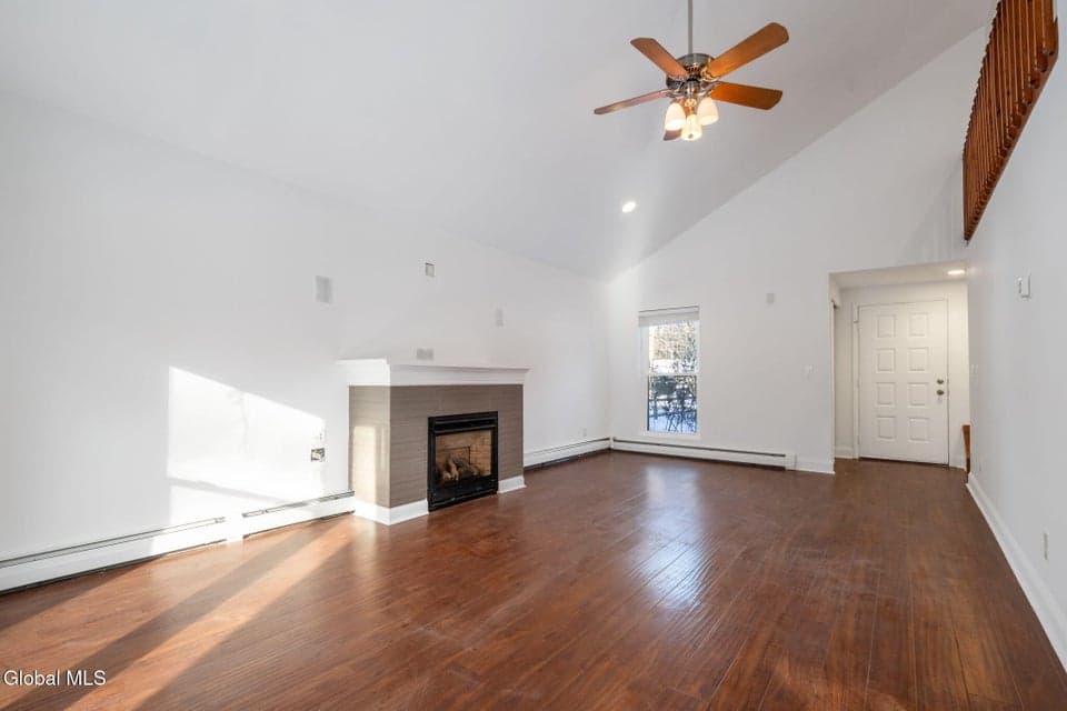 62 Arrowwood Place, photo 4
