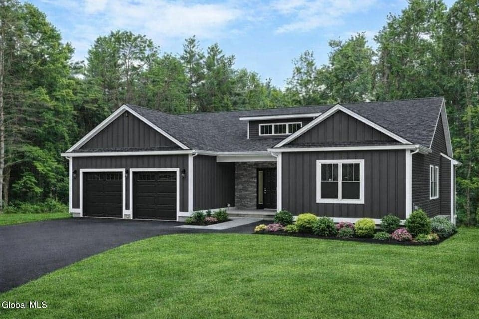 330 Selfridge Road, photo 1