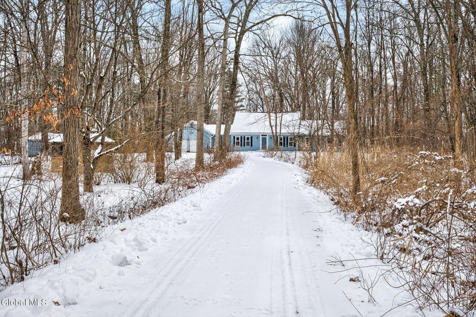 148 Appleton Road, photo 2