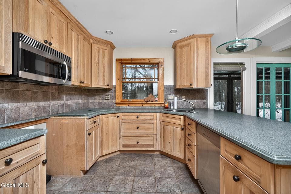 148 Appleton Road, photo 4