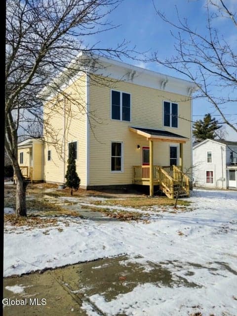 175 The Portage, photo 1