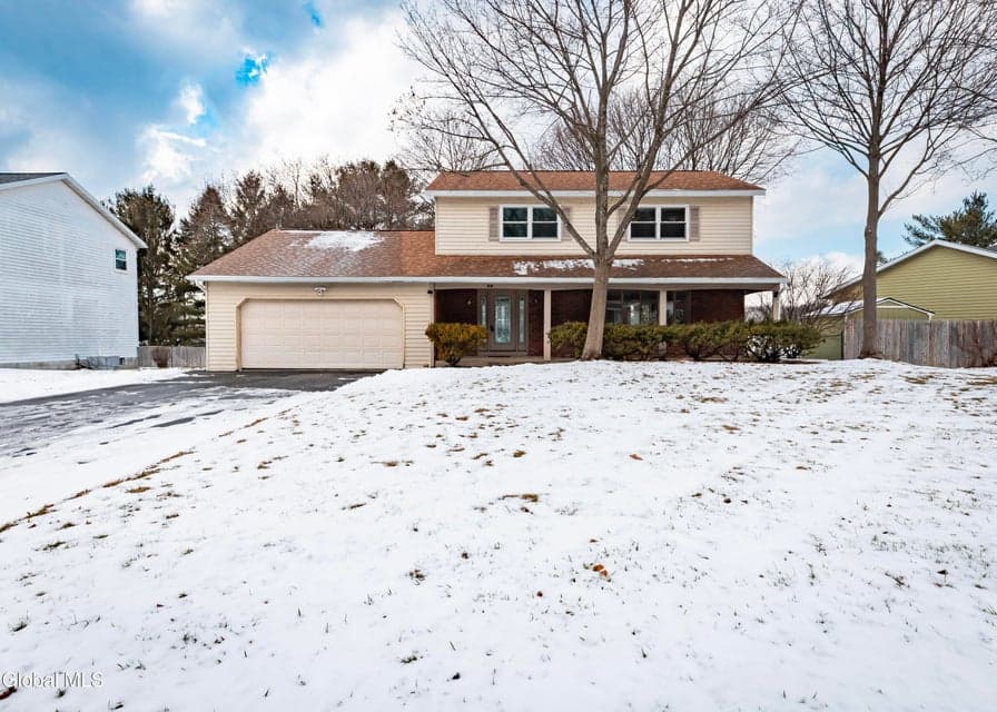 38 Joy Drive, photo 1