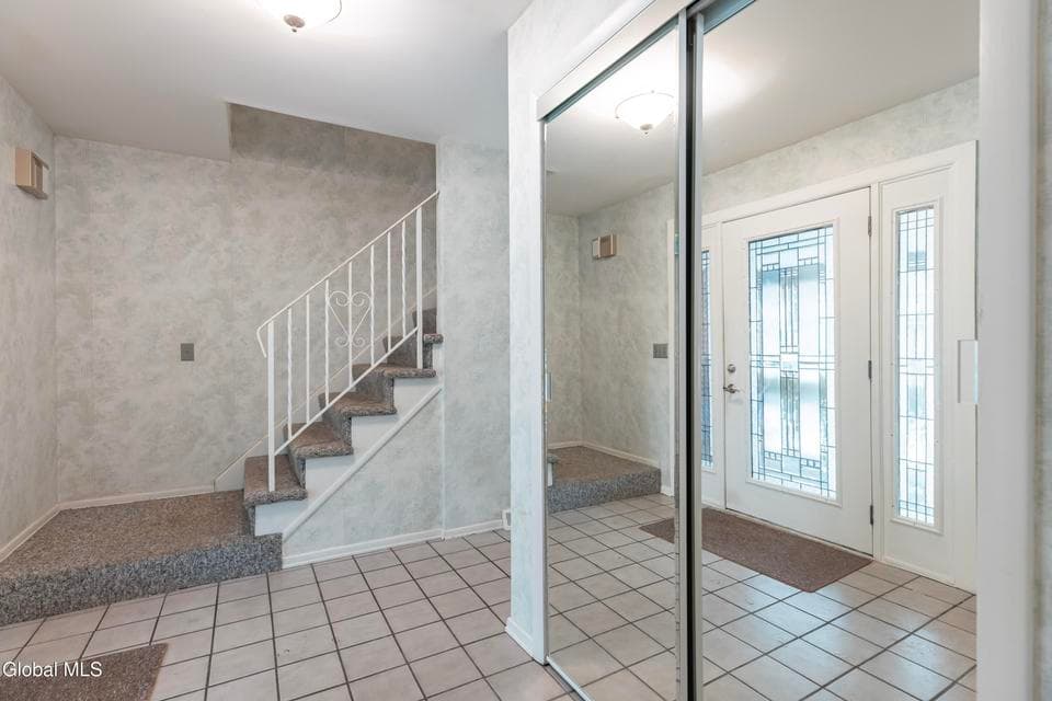 38 Joy Drive, photo 3