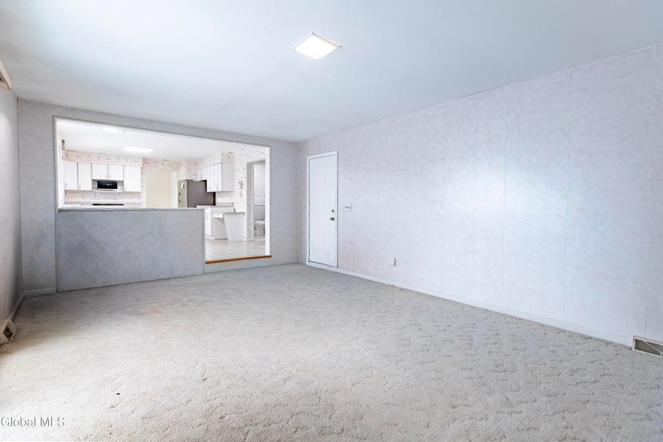 38 Joy Drive, photo 4