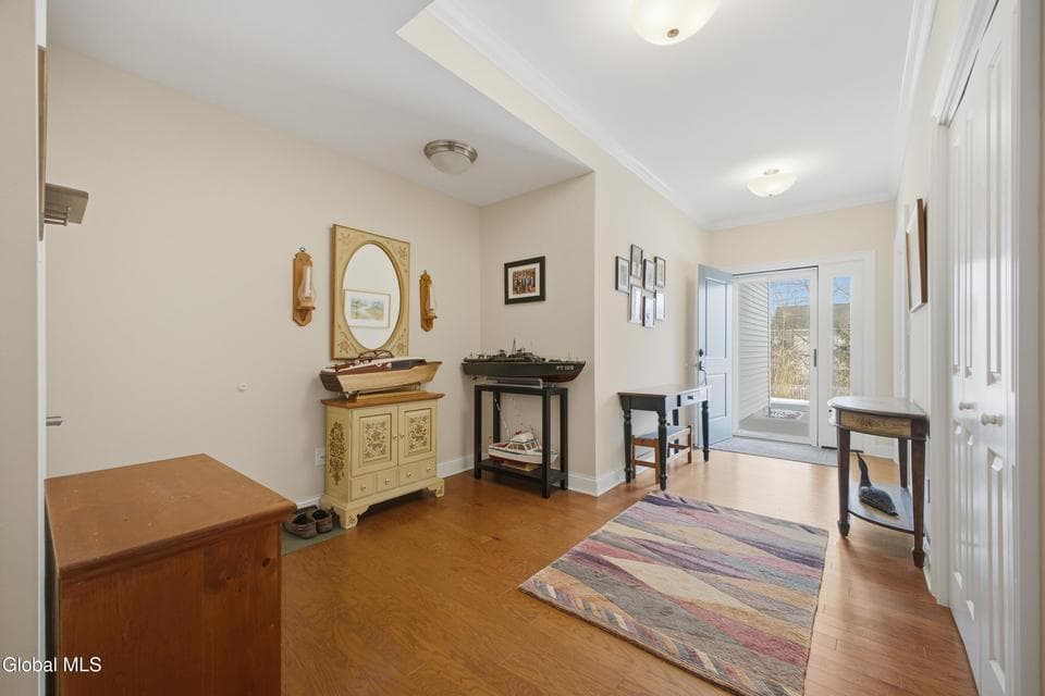 707 Lois Lane, photo 4