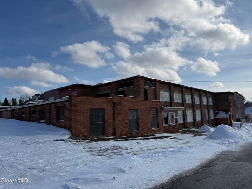 18 Glenwood Avenue, photo 2