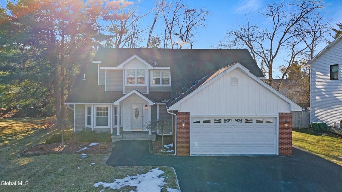 20 Hampshire Way, photo 1